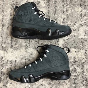 🔺 sold 🔺 Air Jordan Retro 9 ‘Anthracite’